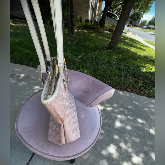 Gucci Pink and Cream Zip Tote - Picture 10 of 10
